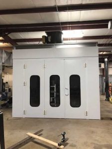 INDUSTRIAL PAINT BOOTHS: PRO SERIES PAINT & SPRAY APPLICATION BOOTHS